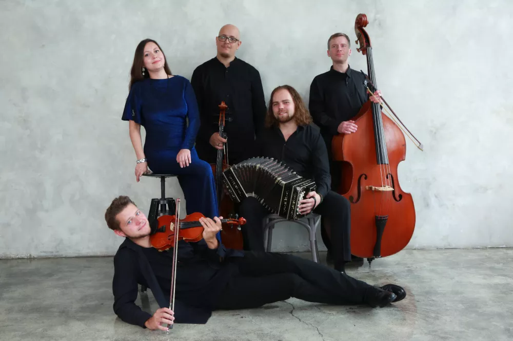 Оркестр «Tango Orchestra Misterioso»